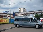 Бесплатный автобус Genser в пункт аренды автомобилей АрендаАвто-кнг на ул.Добролюбова